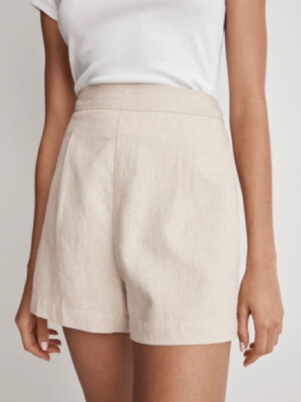 Madewell Beige/Natural Linen-Cotton Blend Shorts, 1/2 of matching set, size M